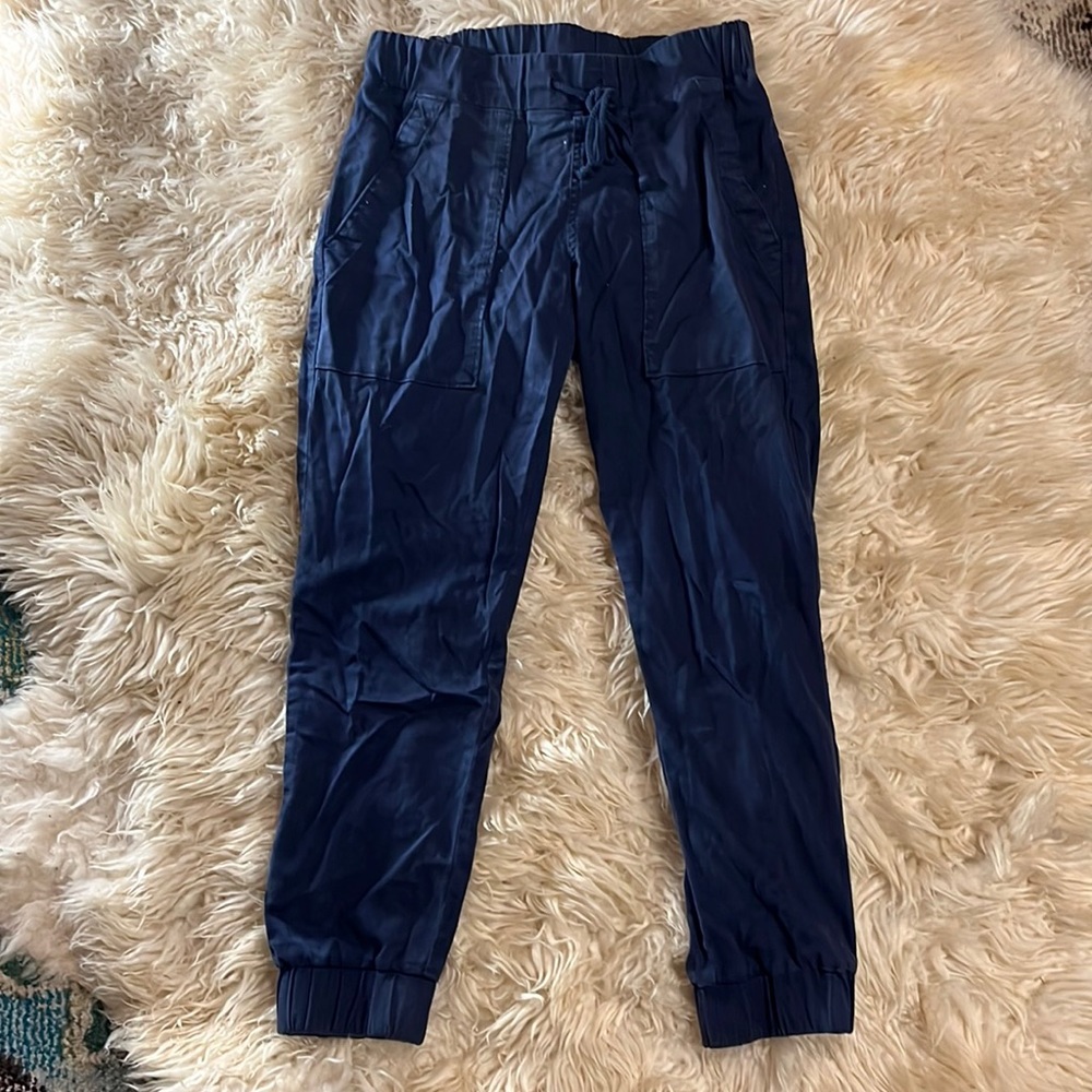 Cloth and stone navy drawstring joggers size XS